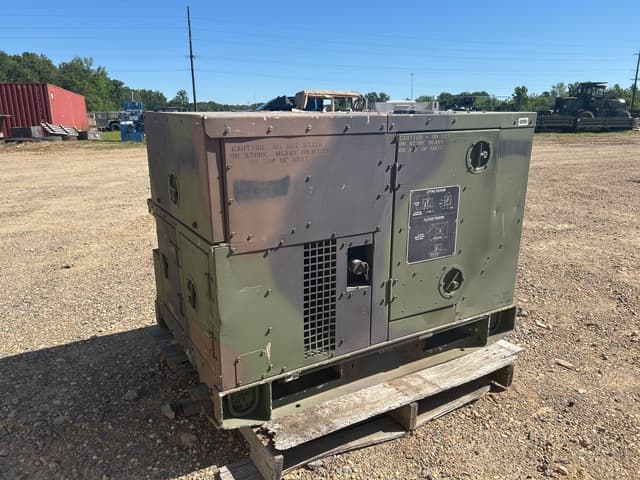 1995 Libby MEP-802A 5kW Generator Set - alternate view