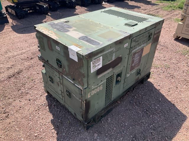 1995 Libby MEP-802A 5kW Generator Set - alternate view