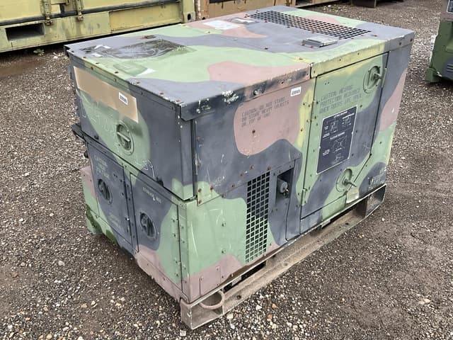 2001 Fermont MEP-802A 5kW Generator Set - alternate view
