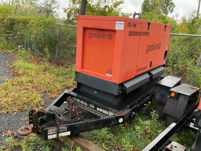 2006 Godwin GHP36KW-R 38 kW Mobile Generator Set - alternate view