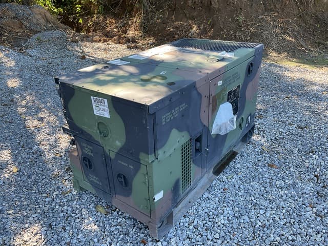 2010 Fermont MEP-803A 10kW Generator Set - alternate view