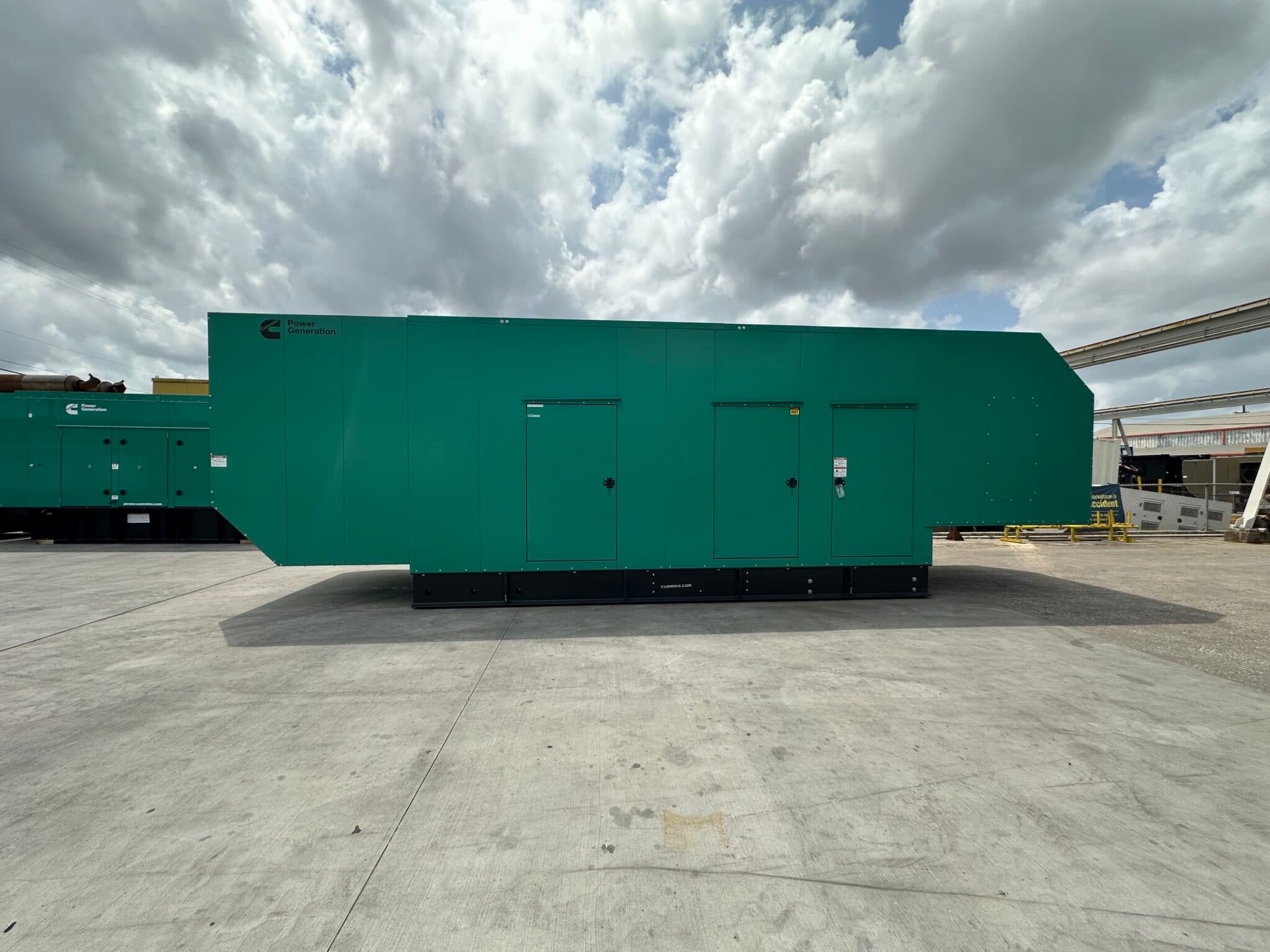 New Cummins QSK60G 1300KW Natural Gas Generator Set - Depco Power Systems - view 4