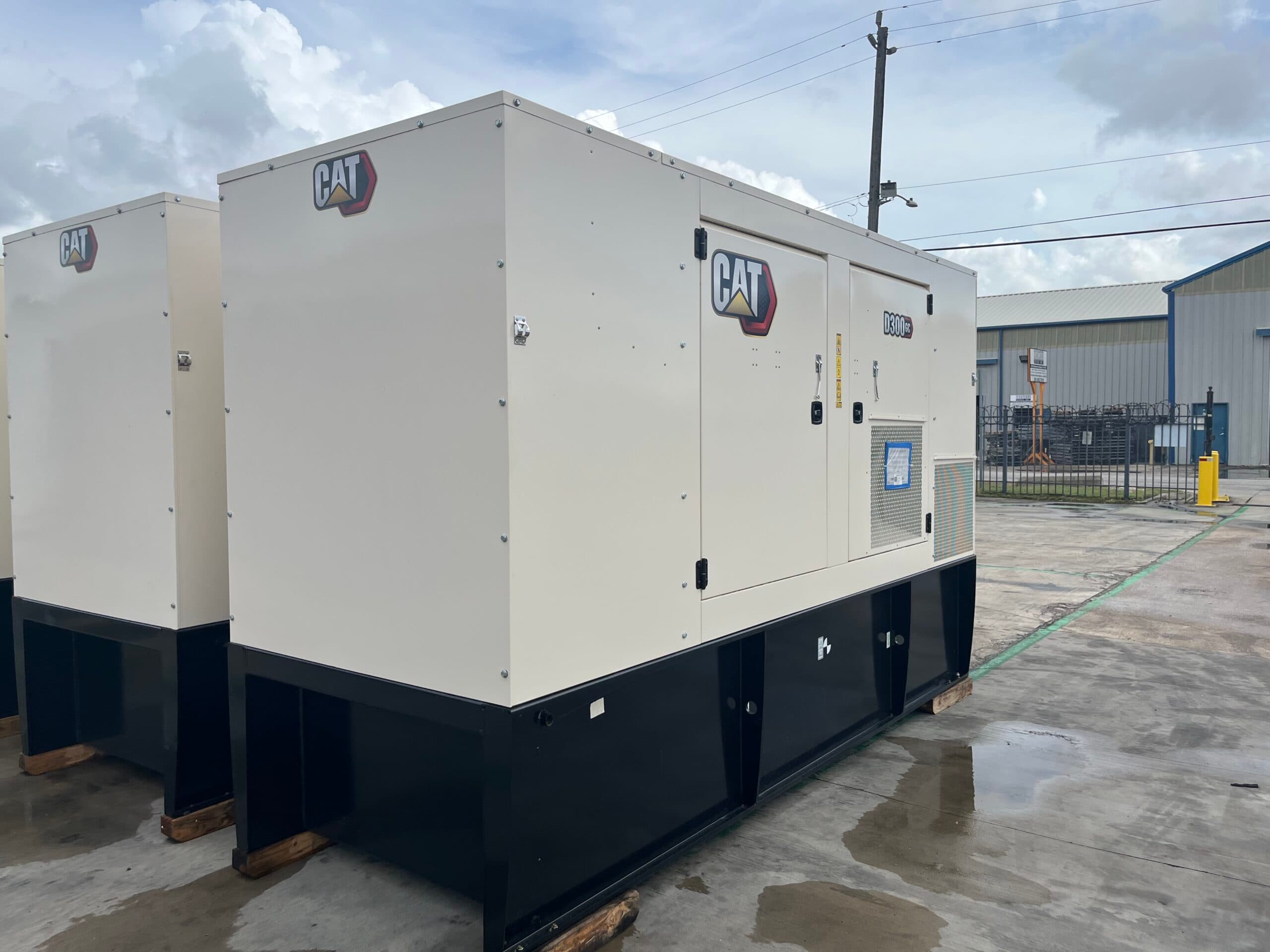 New Caterpillar C9 300KW Tier 3 Diesel Generator Set - view 2
