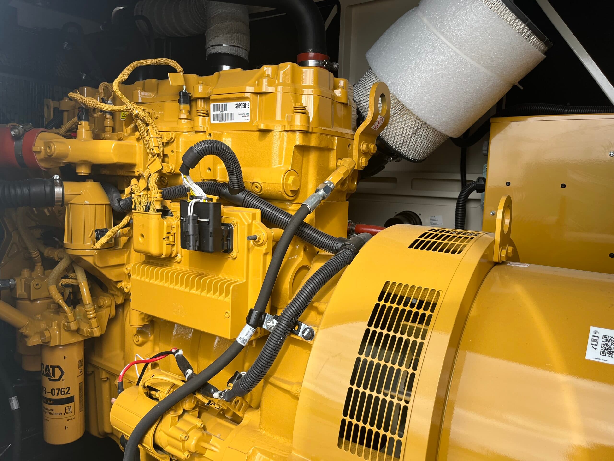 New Caterpillar C9 300KW Tier 3 Diesel Generator Set - view 4