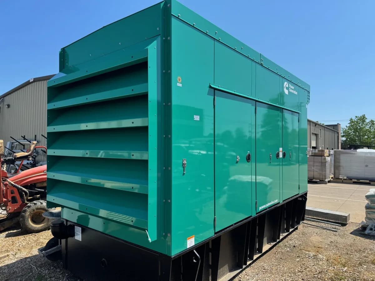 Cummins Cummins Large Gas (750-1000 kW) — product line overview
