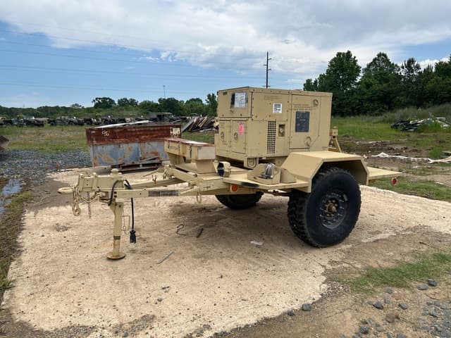 1999 Fermont MEP-802A 5kW Generator Set - alternate view