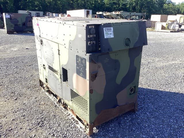 2010 DRS Fermont MEP-804B 15kW Generator Set - alternate view