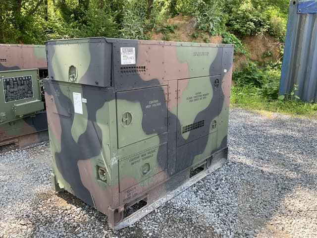 2010 DRS Fermont MEP-804B 15kW Generator Set - alternate view