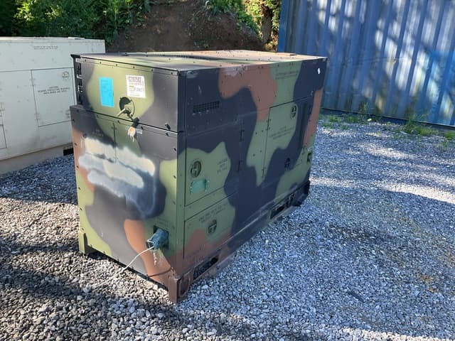 2010 L3 MEP-805B 30kW Generator Set - alternate view