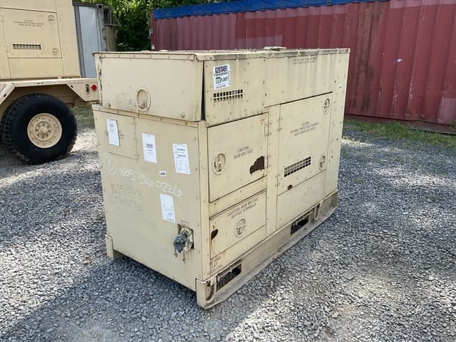 2006 Fermont MEP-804A 15kW Generator Set - alternate view