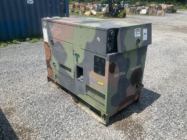 2010 DRS Fermont MEP-804B 15kW Generator Set - alternate view