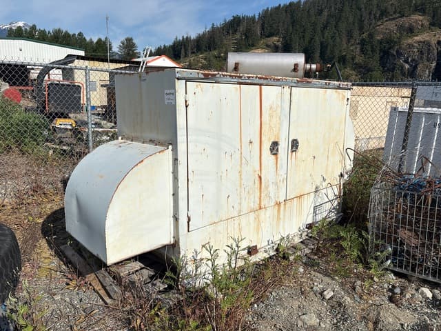 1997 MagnaPLUS 362PSL1606 Synchronous AC Skid Mounted Generator Set - alternate view