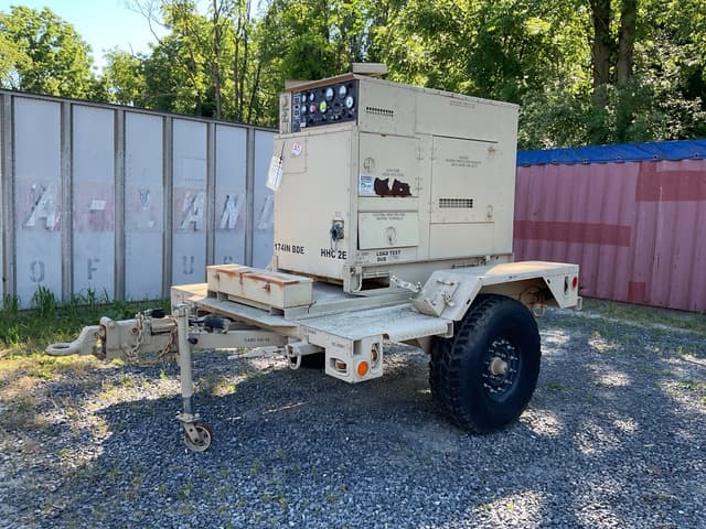 2006 Fermont MEP-804A 15kW Generator Set - alternate view