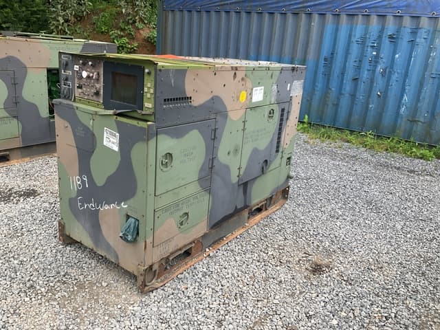 2006 L3 MEP-805B 30kW Generator Set (Inoperable) - alternate view