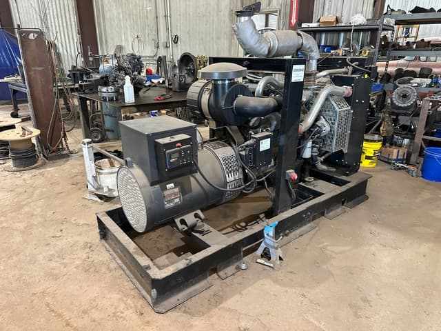 2017 Meccalte 180 kW Skid-Mounted Generator Set - alternate view