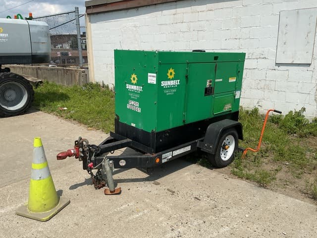 2016 Multiquip Whisperwatt DCA-25SSIU4F 20 kW Mobile Generator Set - alternate view