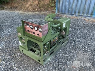 Onan MEP-002A 5kW Generator Set