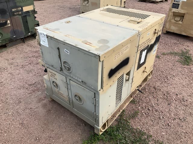 1995 Libby MEP-802A 5kW Generator Set - alternate view