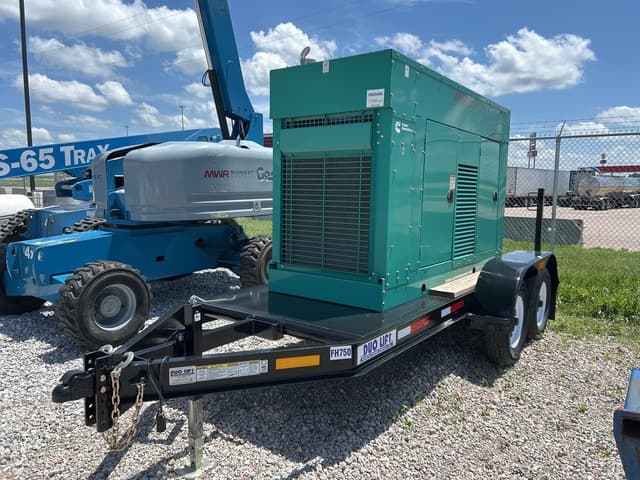 2009 Cummins GGHH Mobile Generator Set - alternate view