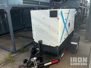 Multiquip Whisperwatt DCA-25SSIU4F 20 kW Mobile Generator Set