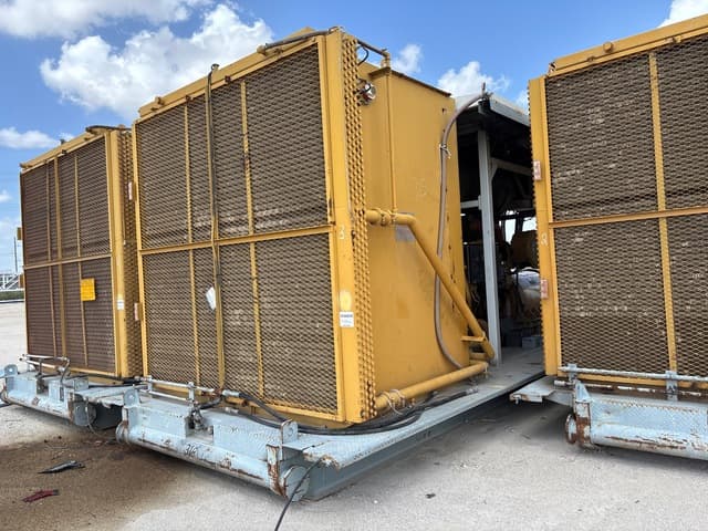 2006 Kato AA27673008 1204 kW Skid-Mounted Generator Set - alternate view