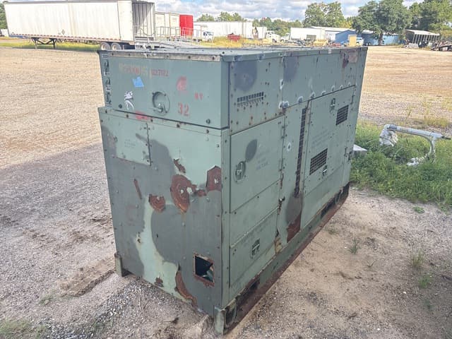 2002 L3 MEP-806B 60kW Generator Set - alternate view