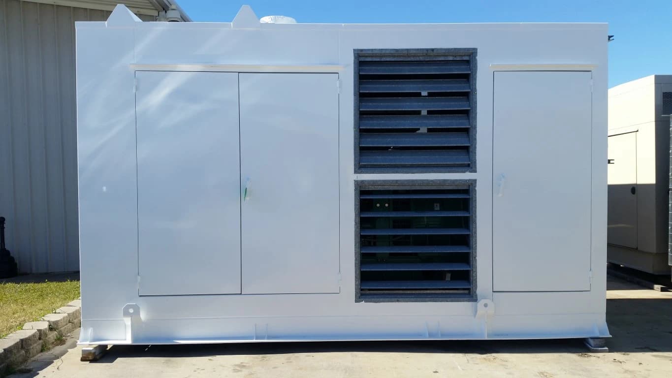 Cummins QST30 - 750 Kw Diesel Generator