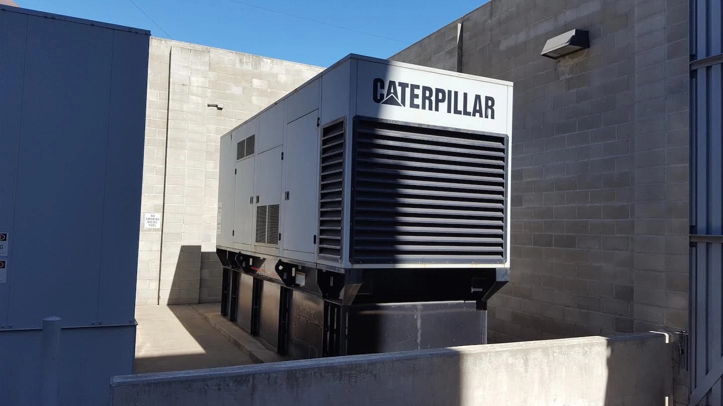 Caterpillar 3412 - 500 Kw Diesel Generator