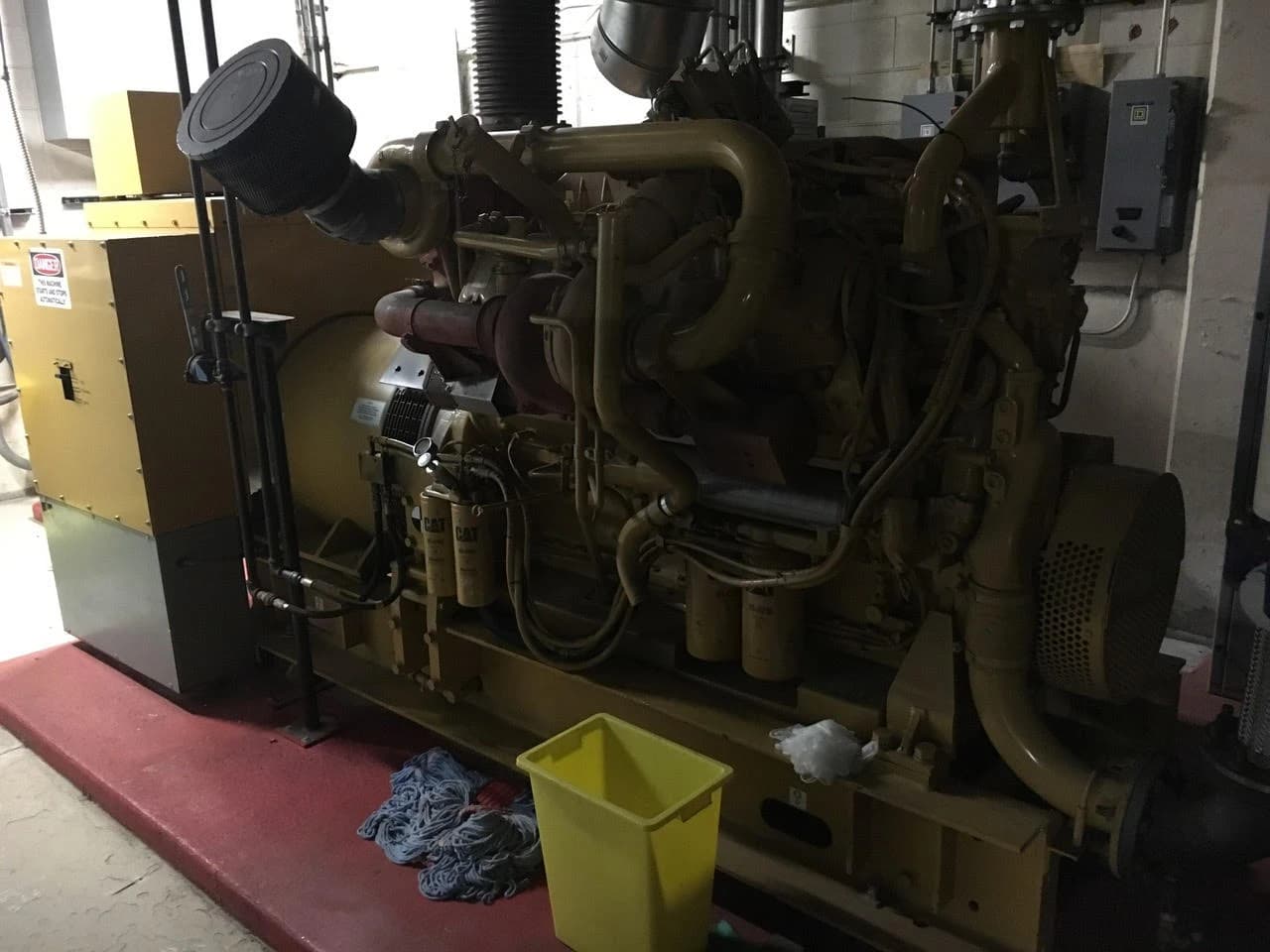 Caterpillar 3412 - 800KW Diesel Generator Set