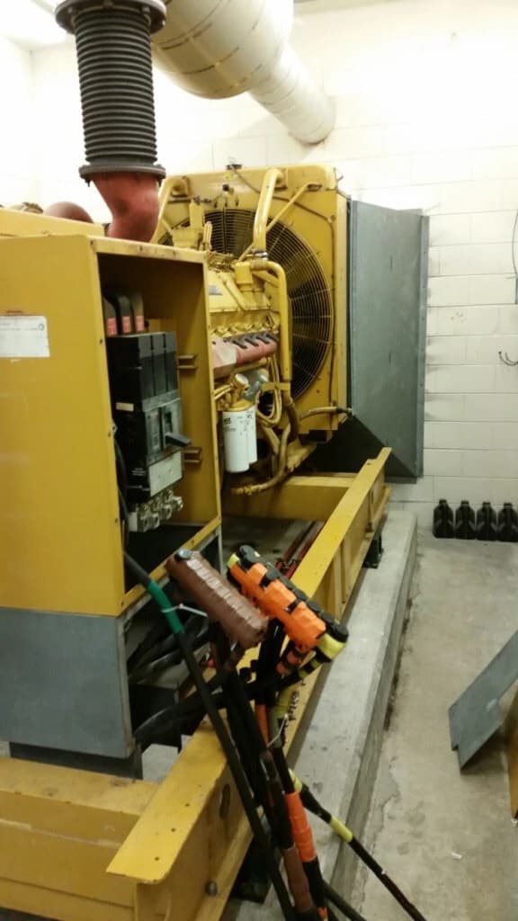 Caterpillar 3412 - 500KW Diesel Generator Set