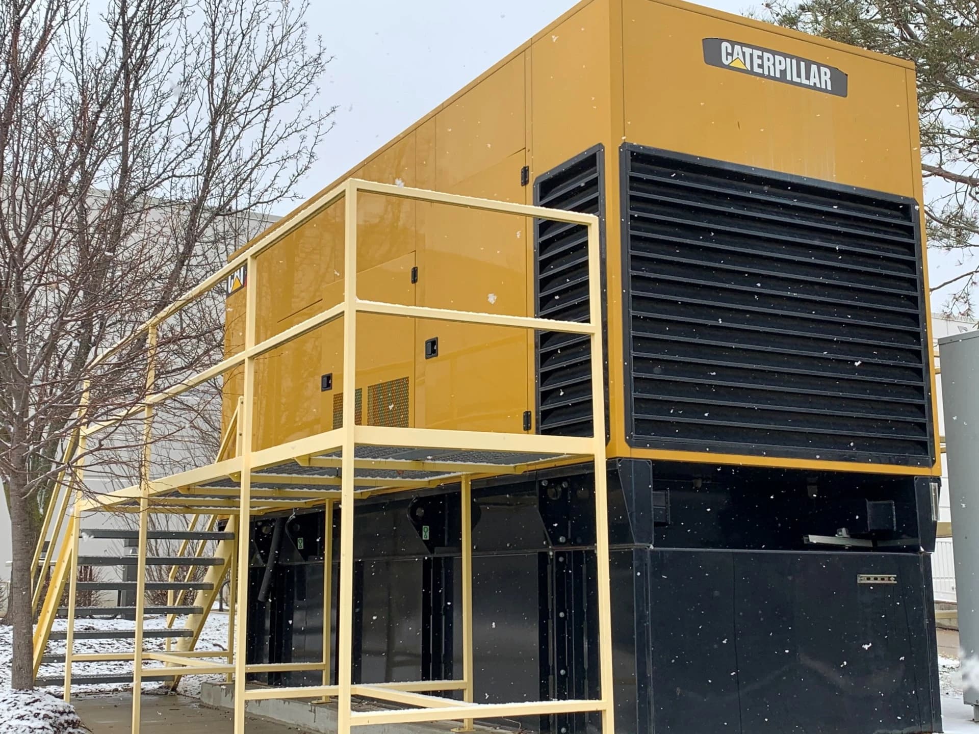 Caterpillar C27 - 800KW Tier 2 Diesel Generator Set