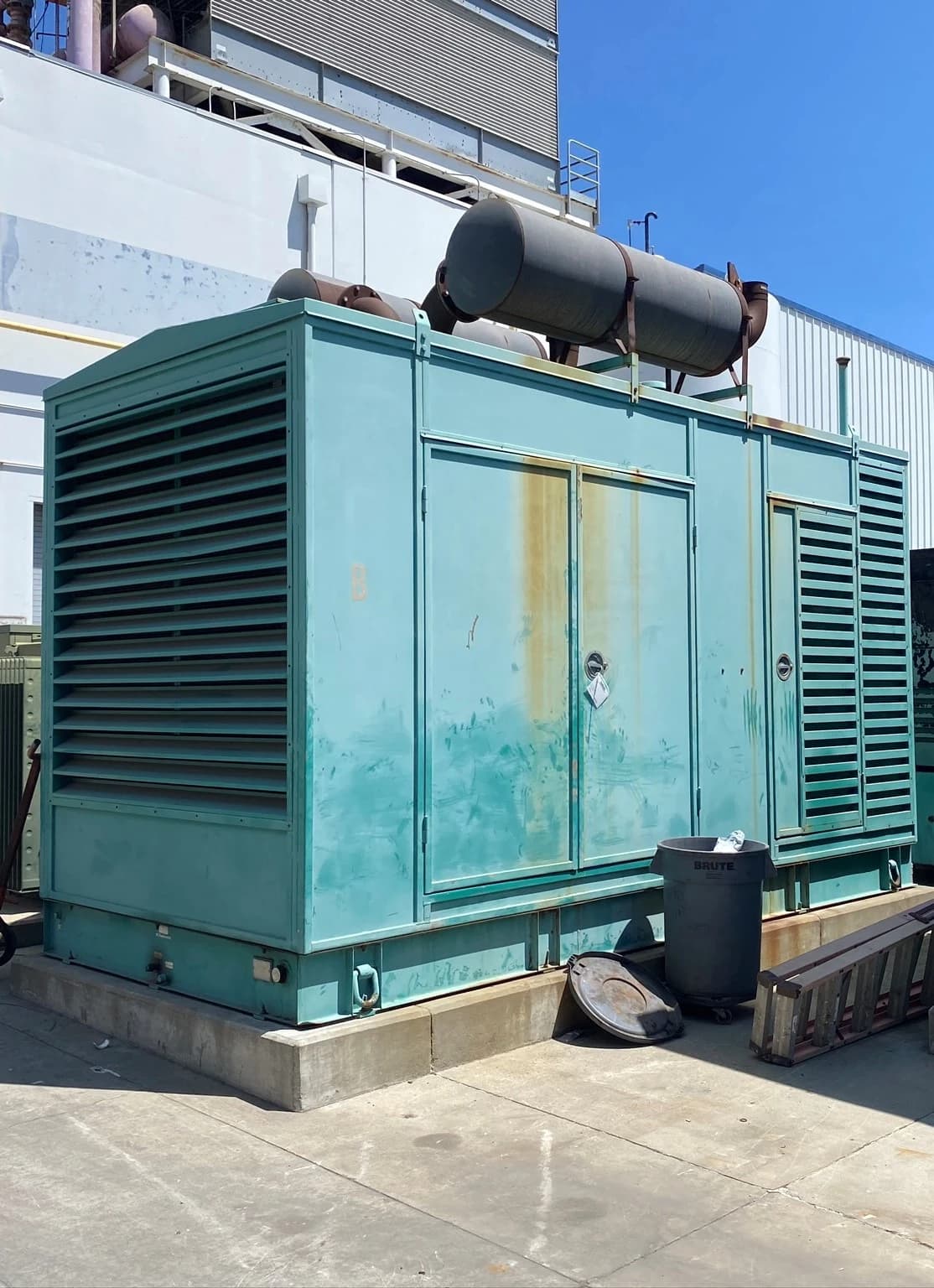 Cummins QST30 - 750kW Diesel Generator Set
