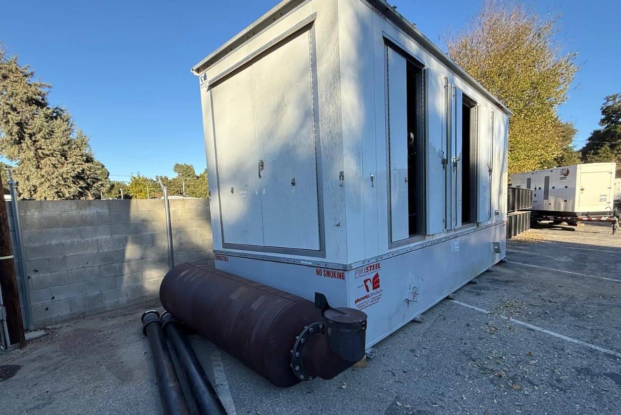 Caterpillar C32 - 1000KW Tier 2 Diesel Generator Set