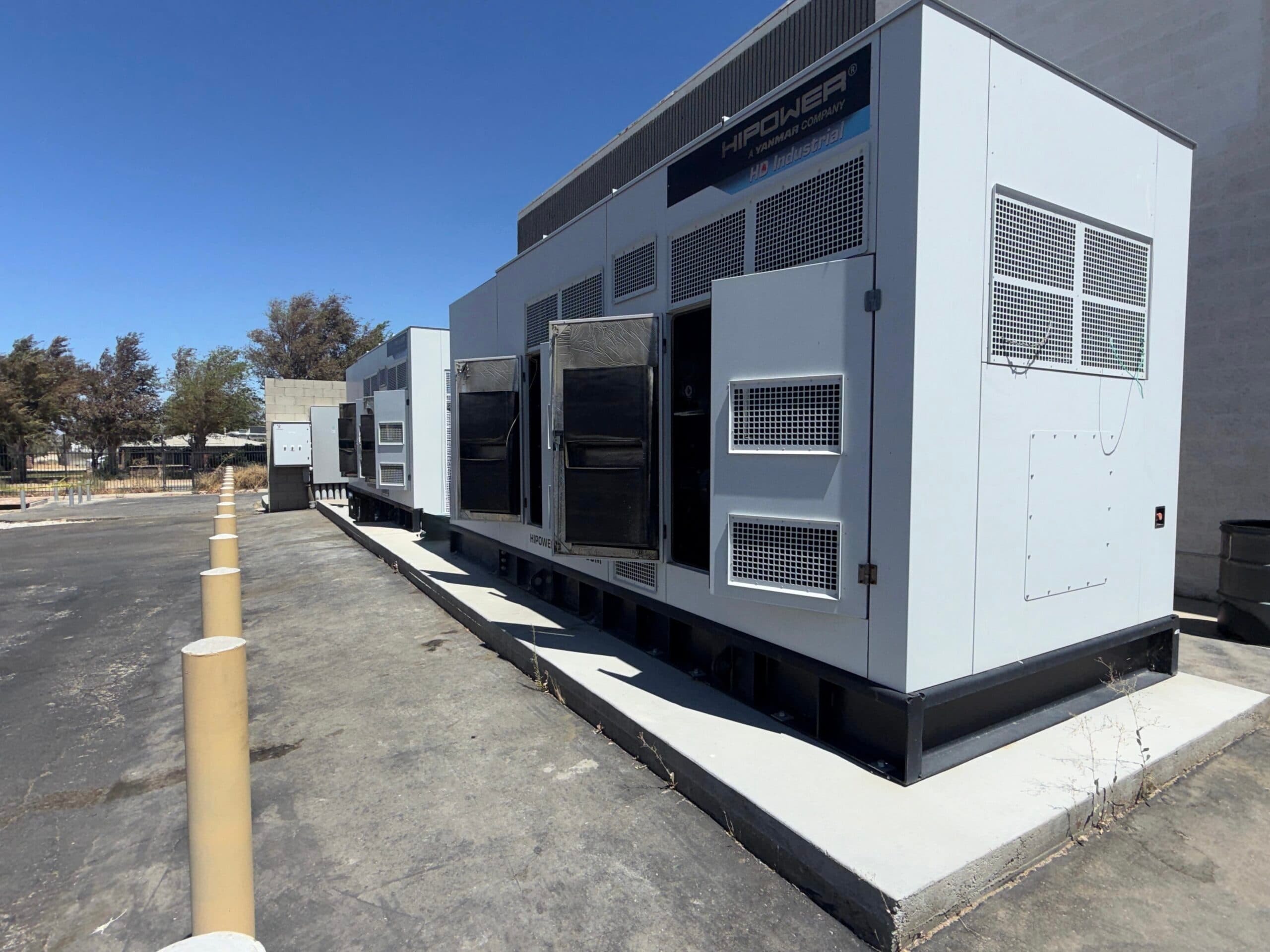 HIPOWER HRNG-700 T6 - 560kW Natural Gas Generator (2 Available)
