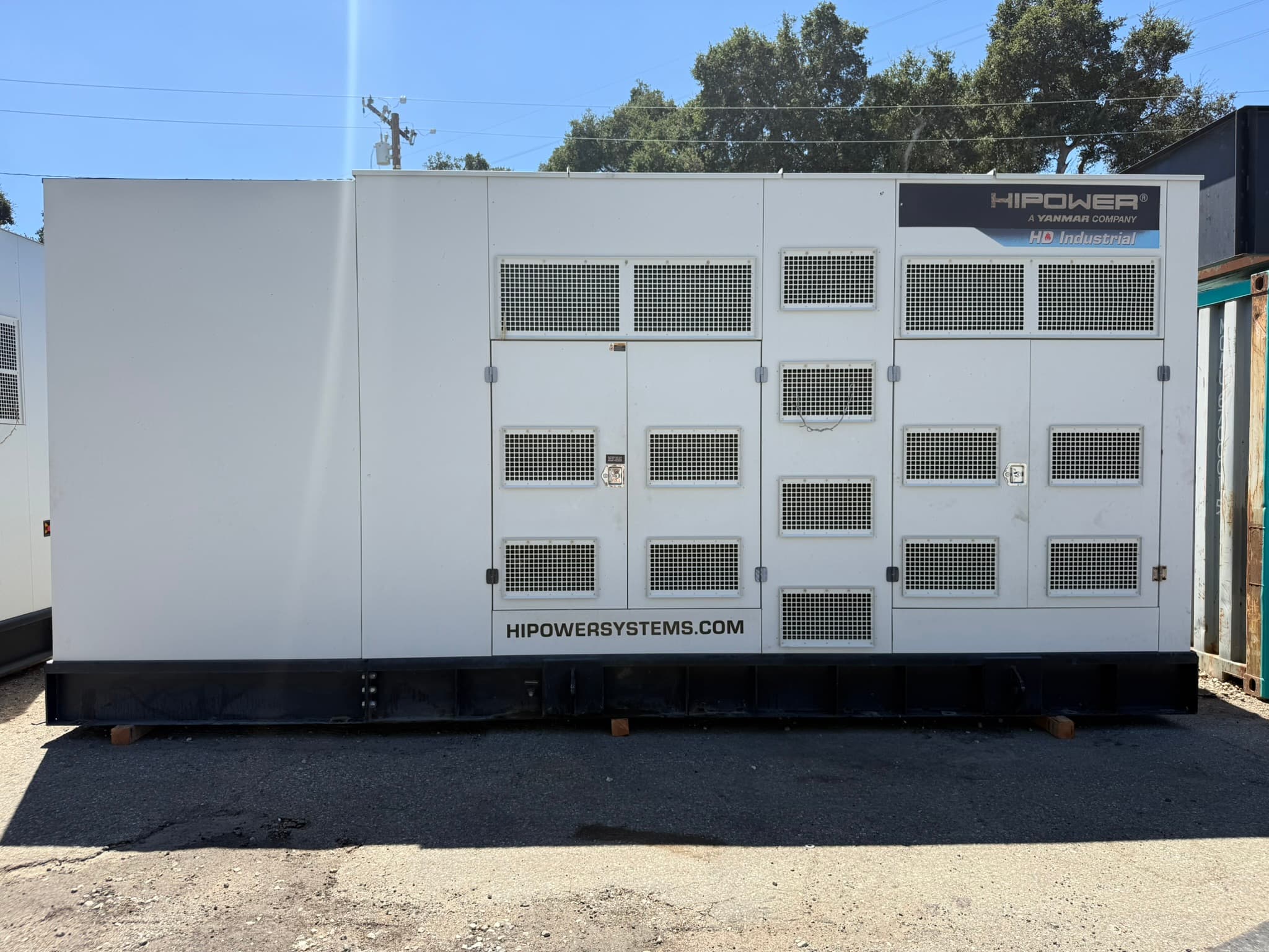HIPOWER/PSI HRNG-700 T6 - 560kW Natural Gas Generator (2 Available)