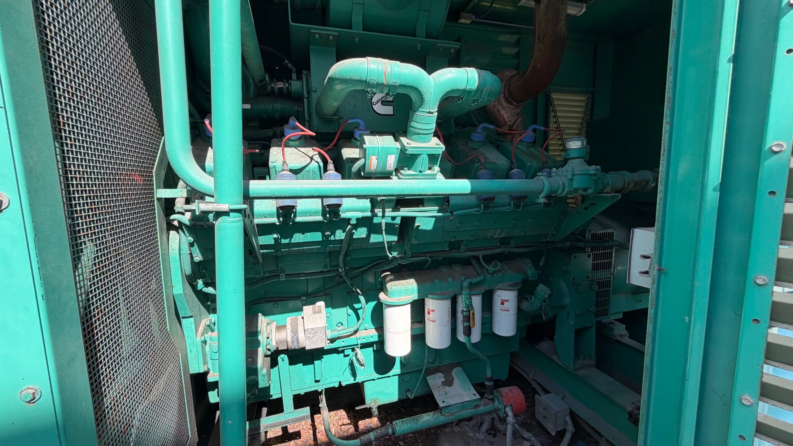 Cummins GTA38 - 600KW Natural Gas Powered Generator Set