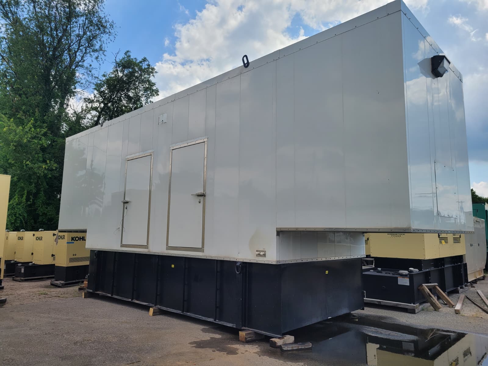 New 800 kW CAT C27 Diesel Generator - EPA Tier 2 - Woodstock Power inventory photo