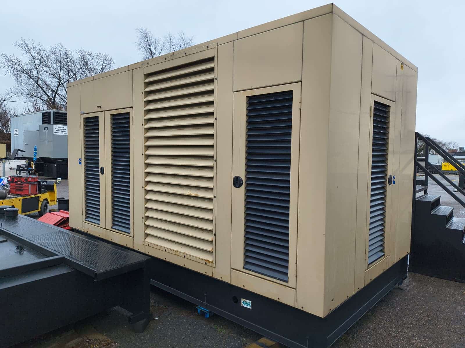 Used 625 kW Cummins GFJB Natural Gas Generator - Woodstock Power inventory photo