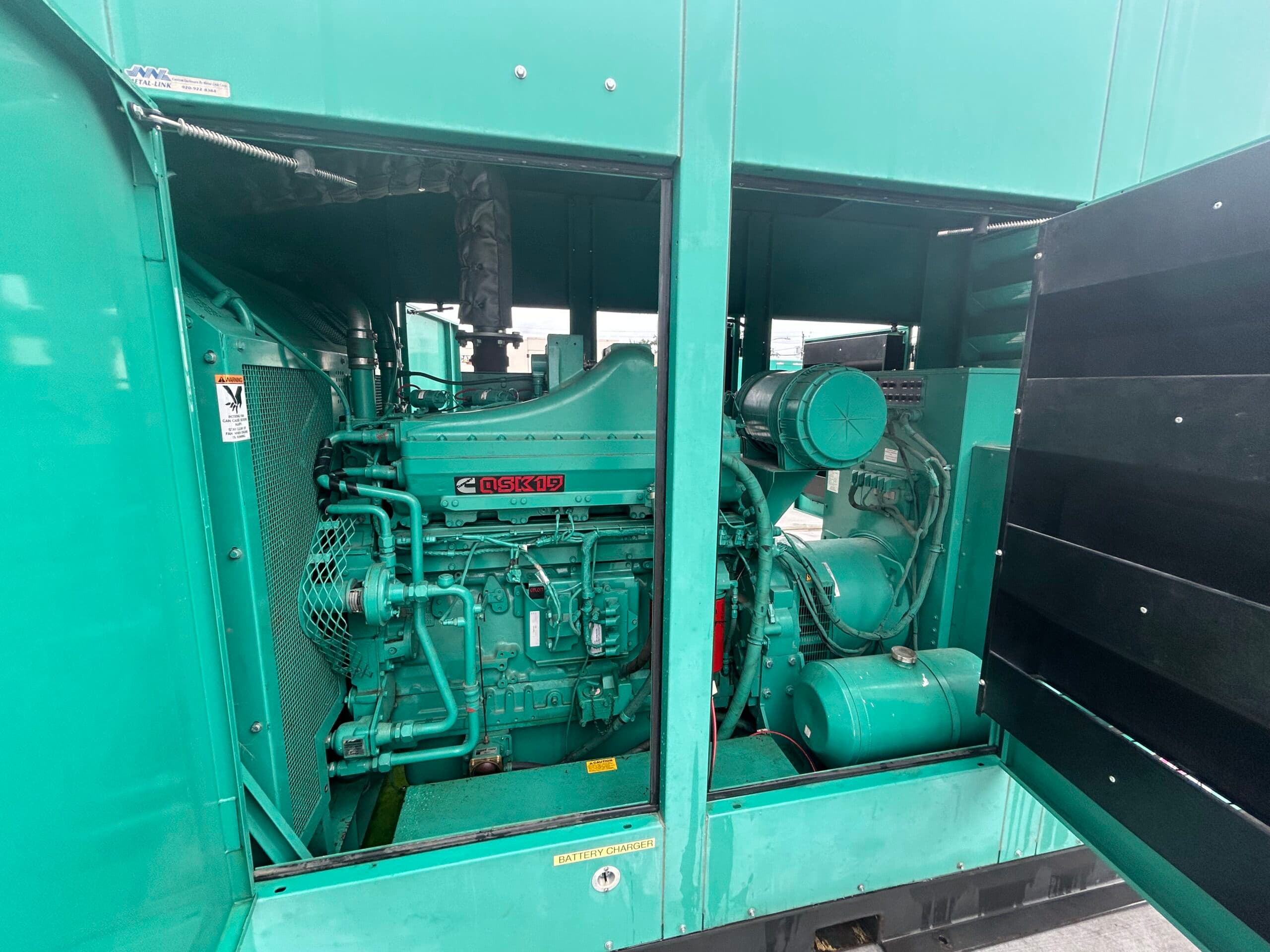 Low Hour Cummins QSK19G 250KW Natural Gas Generator Set - Depco Power Systems - view 3