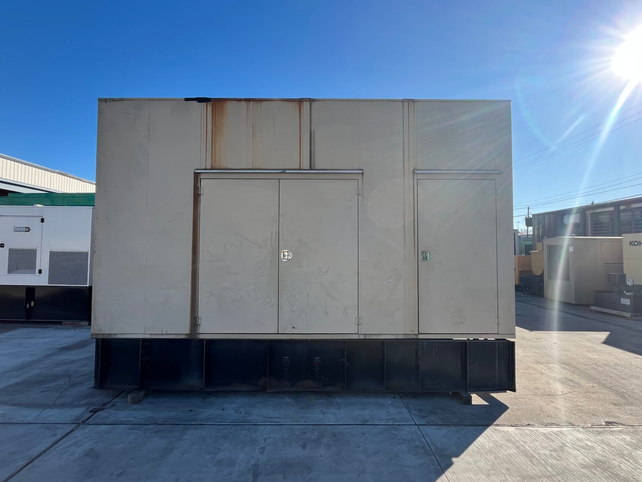Good Used Cummins QST30-G5-NR1 1000KW Diesel Generator Set - Depco Power Systems - view 2