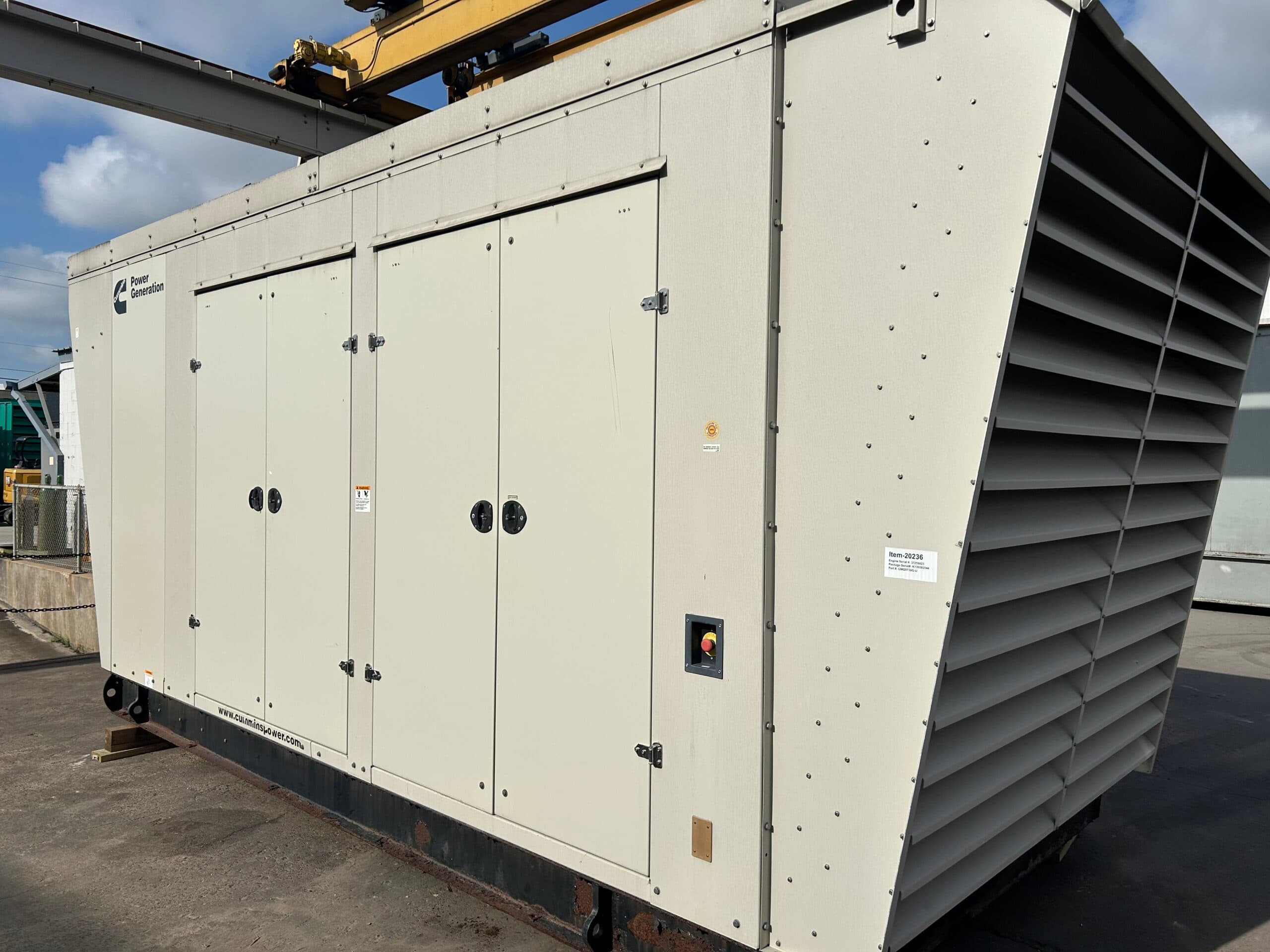 Low Hour Cummins QST30-G5 NR2 1000KW Tier 2 Diesel Generator Set - Depco Power Systems - view 2