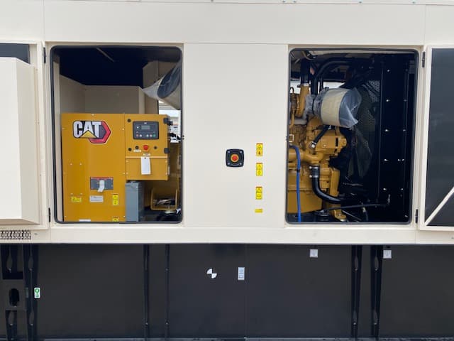 New Caterpillar C18 600KW Tier 2 Diesel Generator Set - Depco Power Systems - view 3