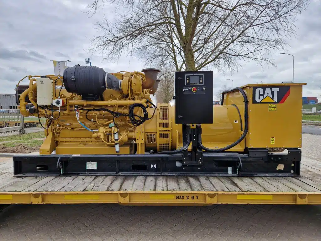 New Surplus Caterpillar C32 ACERT 910KW Diesel Generator Set - Depco Power Systems - view 3