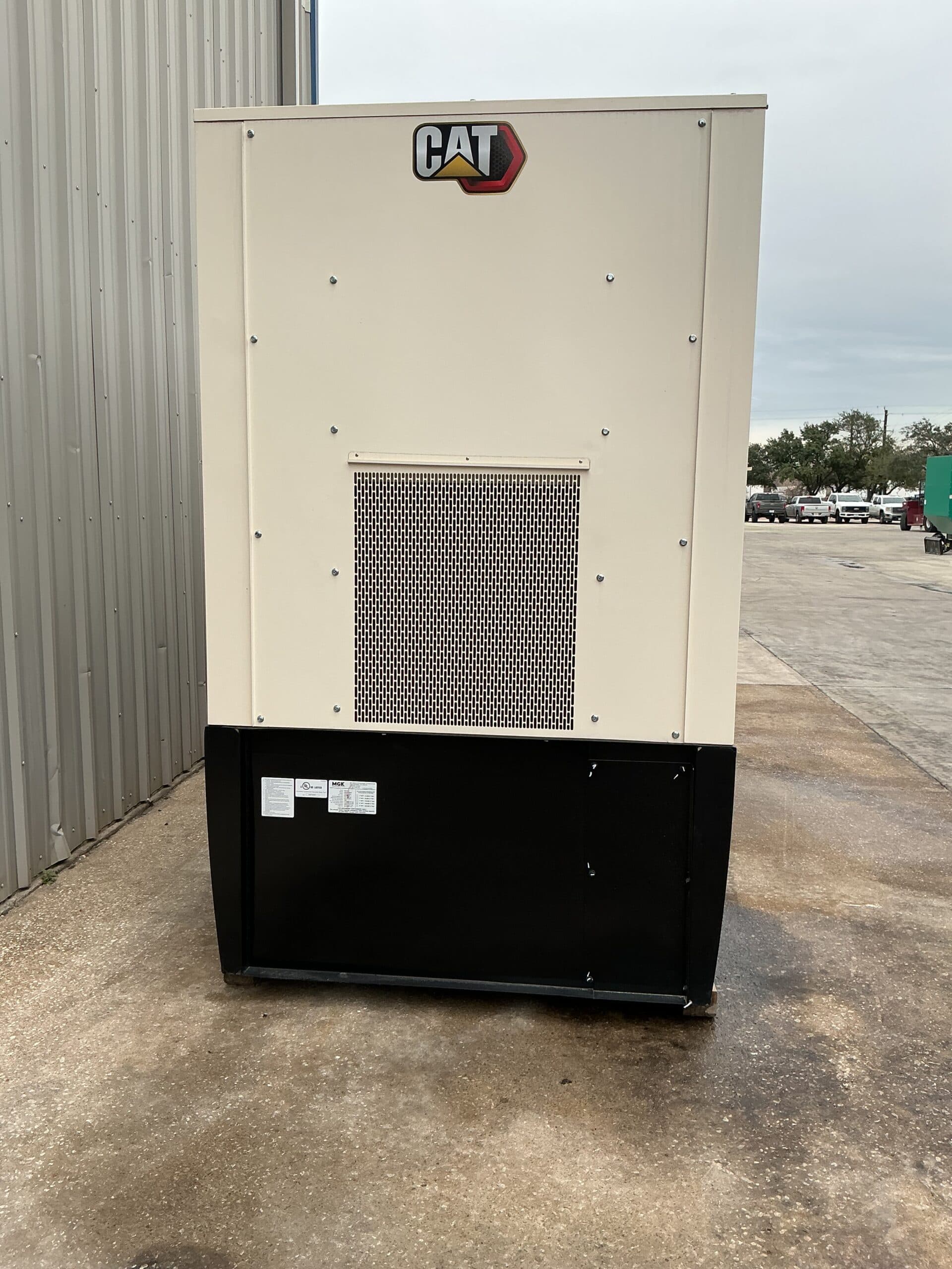 New Caterpillar C15 500KW Tier 2 Diesel Generator Set - Depco Power Systems - view 4